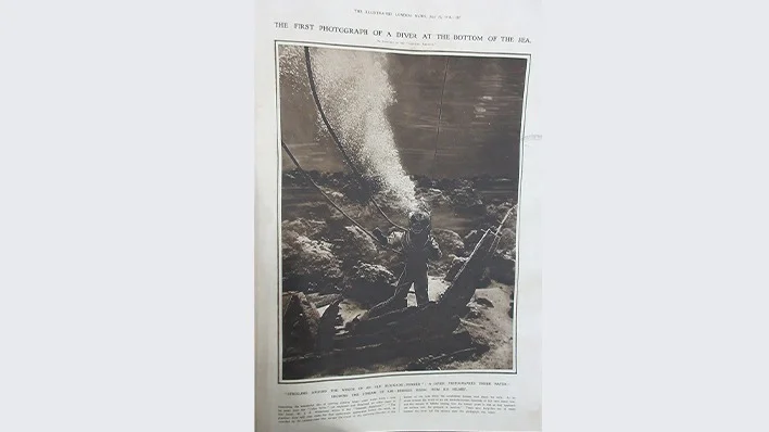 The-First-photograph-of-a-diver-at-the-bottom-of-the-sea